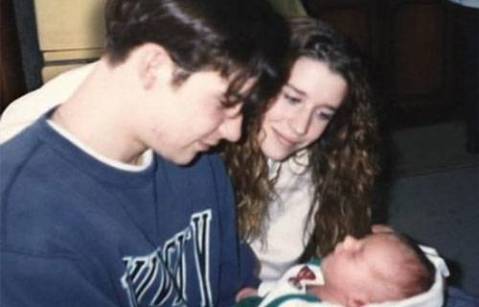 Jeremy Bieber e Pattie Malette com o pequeno Justin recém-nascido (foto difusão)